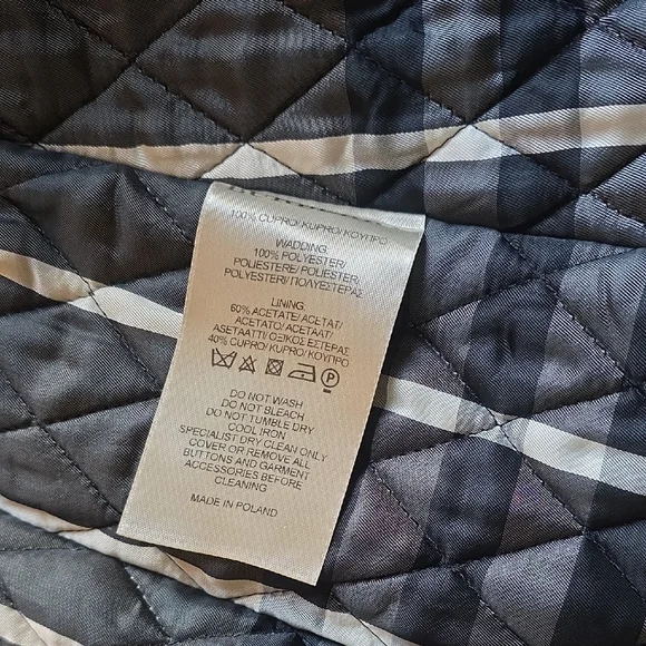 Burberry Classic Black Belted Trench Coat - Picture 9 of 15